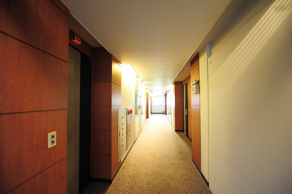 Cheonan Metro Tourist Hotel Exterior foto