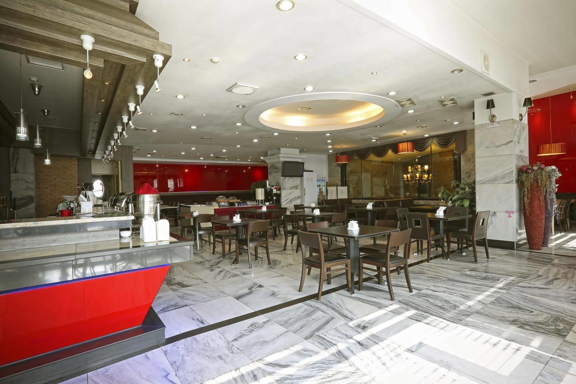 Cheonan Metro Tourist Hotel Exterior foto