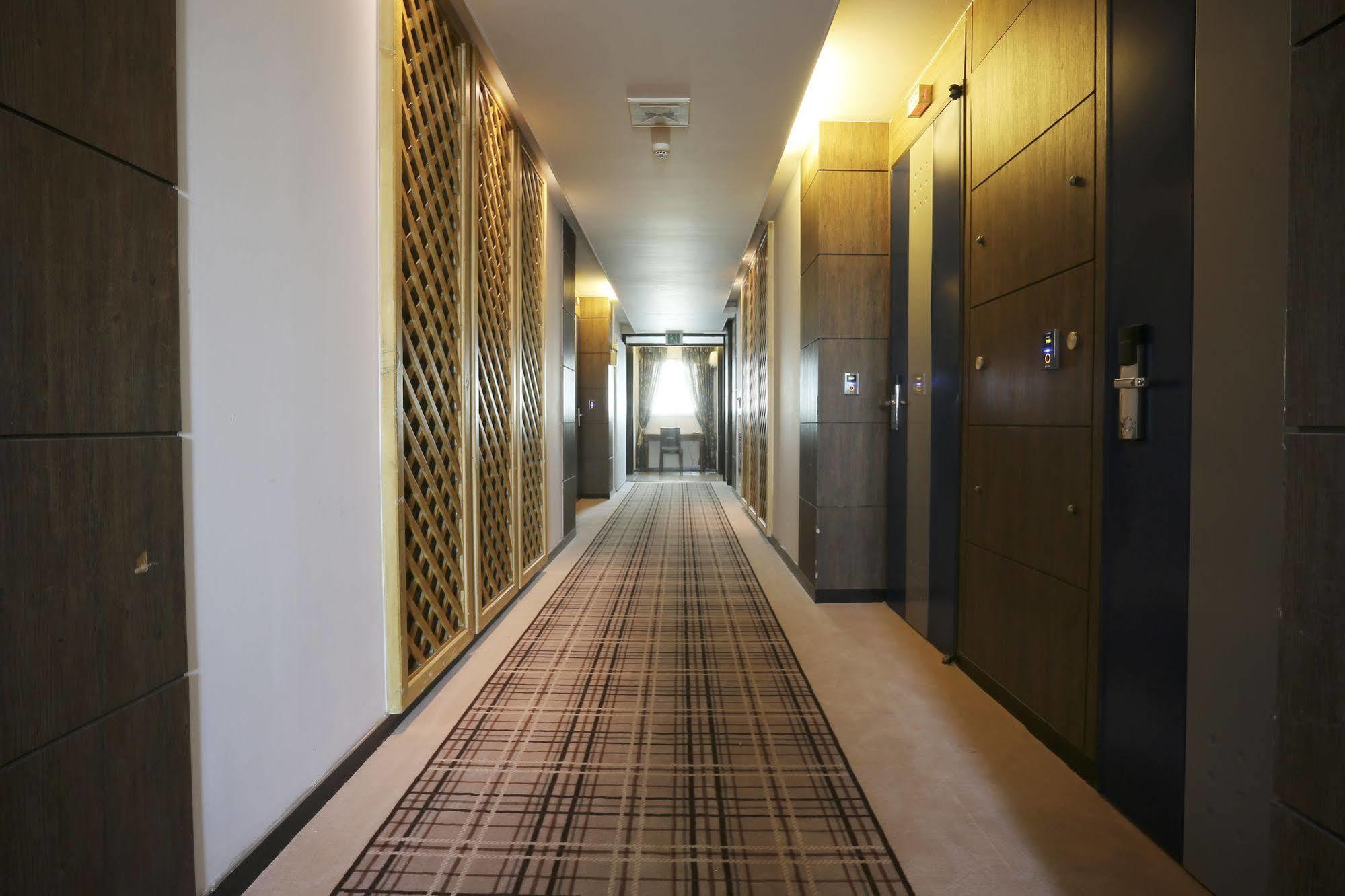 Cheonan Metro Tourist Hotel Exterior foto